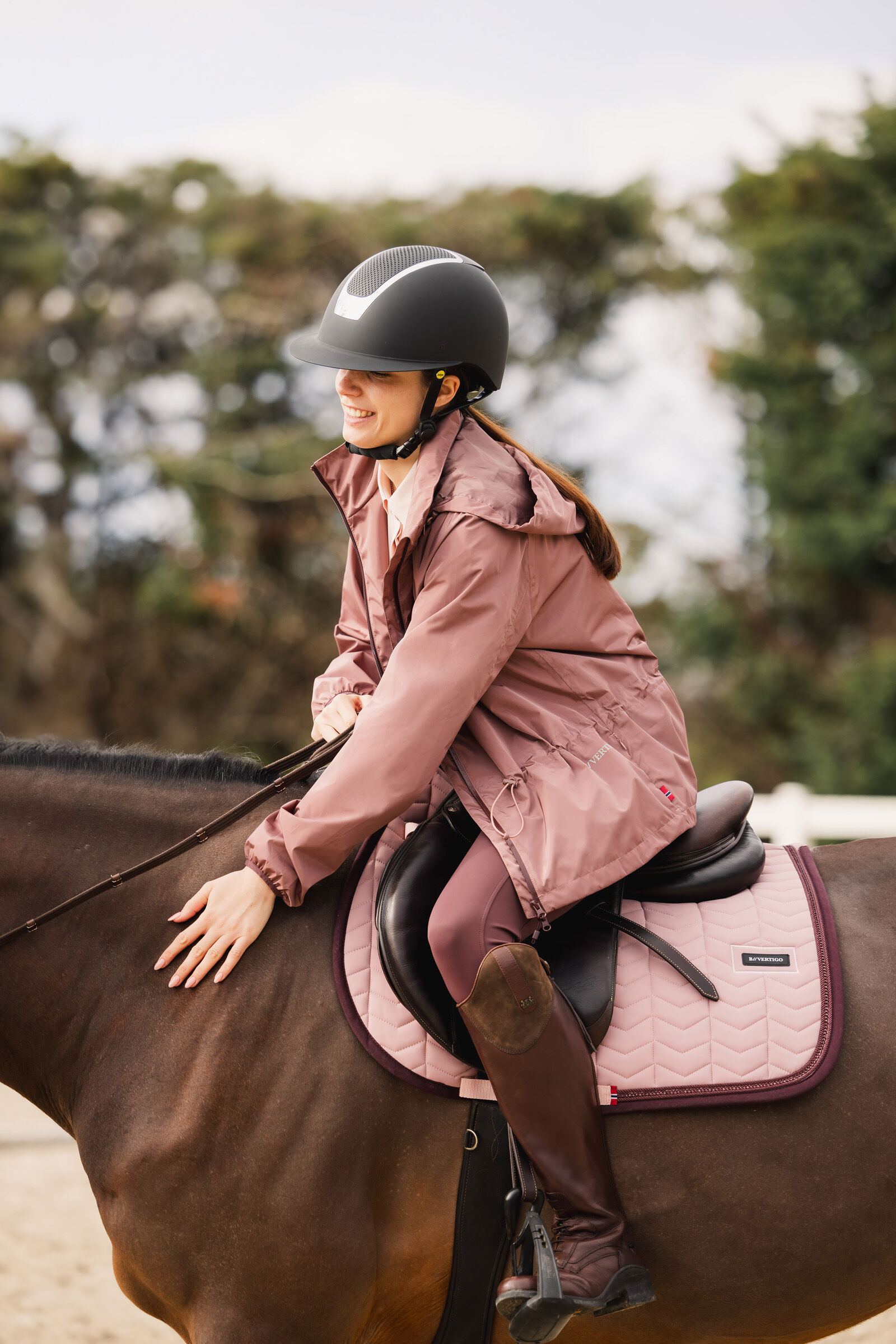 Commandez en ligne B Vertigo Kristina Veste d equitation impermeable pour femme horze