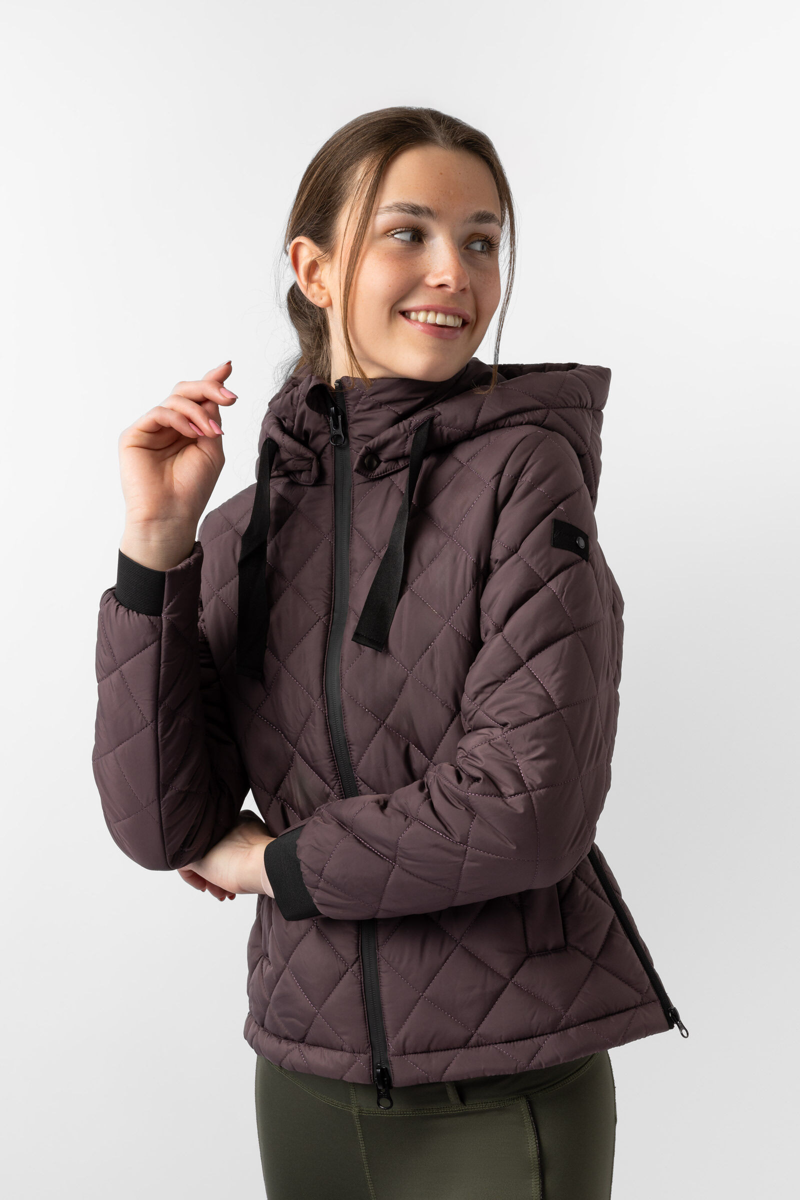 Commandez en ligne Doudoune d equitation pour femme Horze Jeune Cavalier IMELDA horze