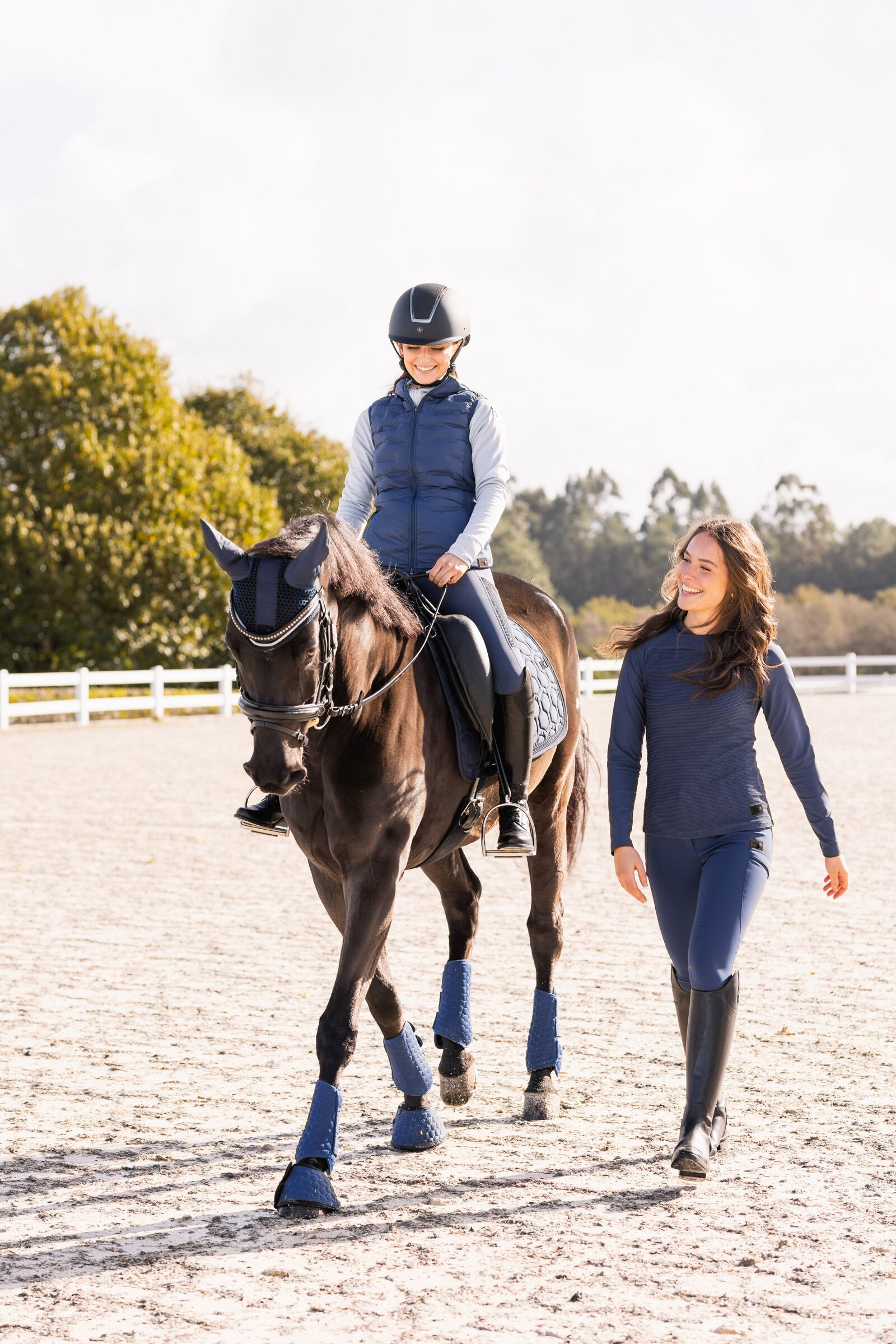 Commandez en ligne Doudoune d equitation sans manches fonctionnel garnissage leger Horze Adela femme horze