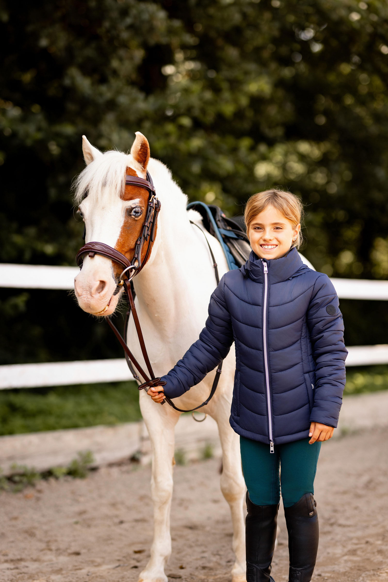 Commandez en ligne Horze Astrid Veste d equitation matelassee pour enfants horze